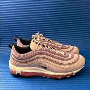 Nike Women's Athletic Shoes - Pink and Black